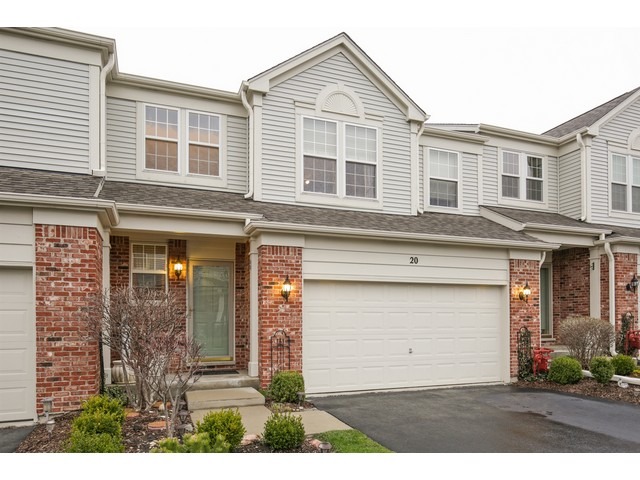 20 Pine Grove Ct, Algonquin, IL 60102 photo 1
