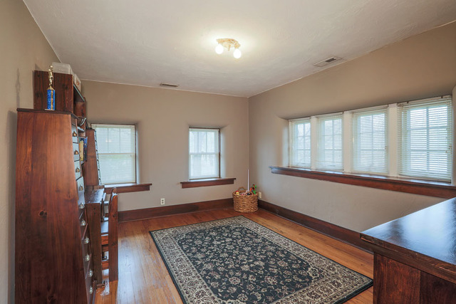 406 E 4th Ave, Naperville, IL 60540 photo 15