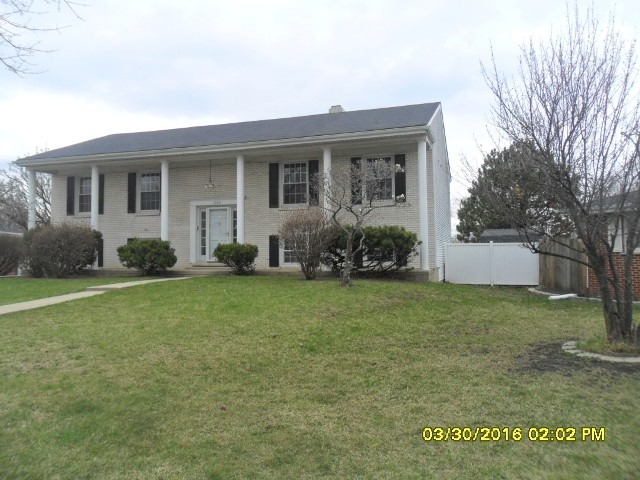 1200 N Millns Ln, Addison, IL 60101 photo 2