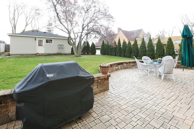 123 S Pine St, Mount Prospect, IL 60056 photo 18