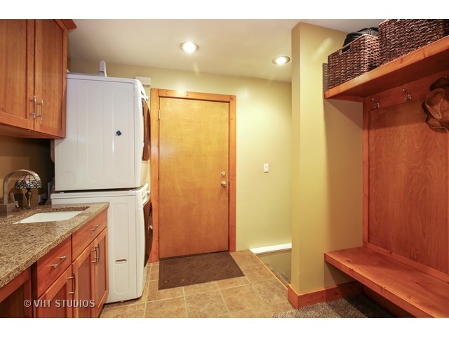 10318 Kendall Ave, Algonquin, IL 60102 photo 17