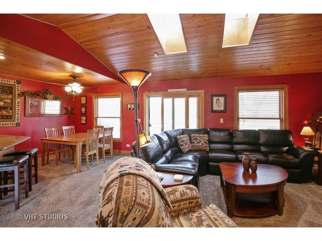10318 Kendall Ave, Algonquin, IL 60102 photo 6