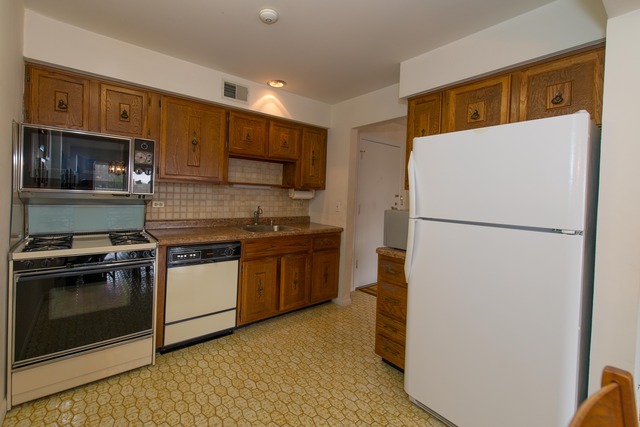 5601 Carriageway Dr #207, Rolling Meadows, IL 60008 photo 11