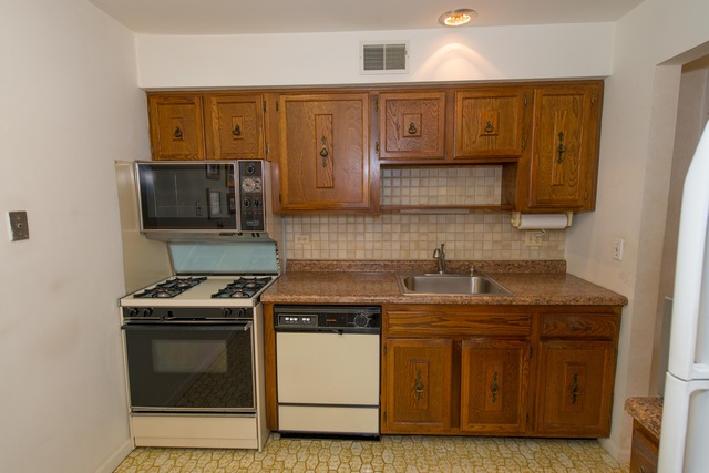 5601 Carriageway Dr #207, Rolling Meadows, IL 60008 photo 12