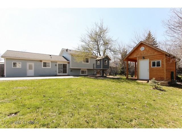 928 Shorewood Dr, Bartlett, IL 60103 photo 11