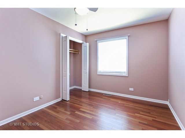 928 Shorewood Dr, Bartlett, IL 60103 photo 7