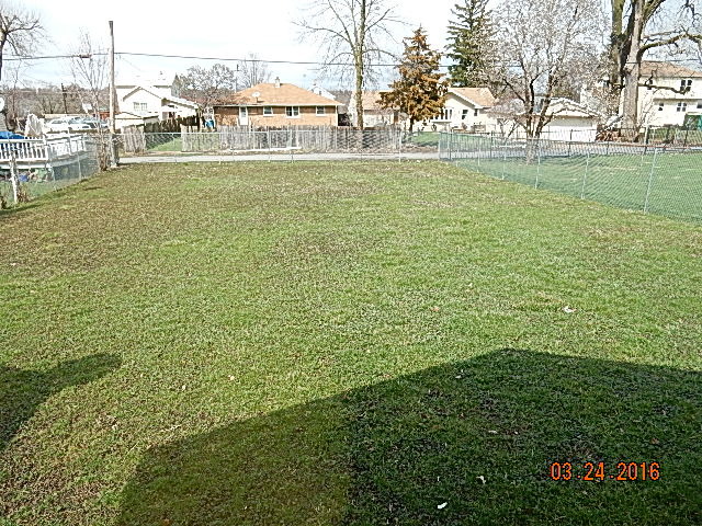 908 Front St, Aurora, IL 60505 photo 16