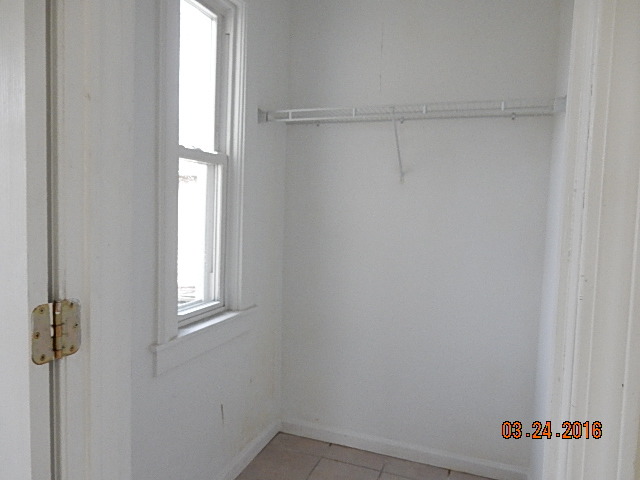 908 Front St, Aurora, IL 60505 photo 9