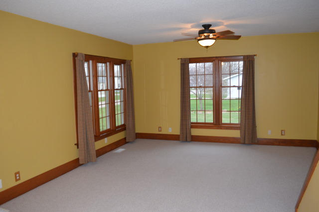 209 W Third St, Wyanet, IL 61379 photo 9