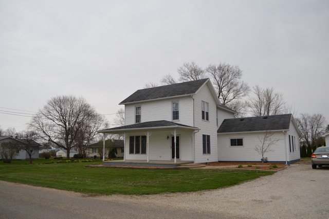 209 W Third St, Wyanet, IL 61379 photo 3