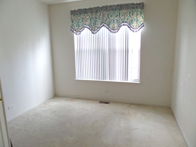2774 Rourke Dr, Aurora, IL 60503 photo 9