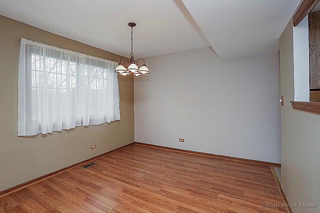 71 Morningside Dr, Roselle, IL 60172 photo 4