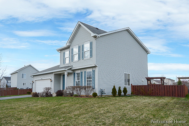 3811 Hoffman St, Plano, IL 60545 photo 2