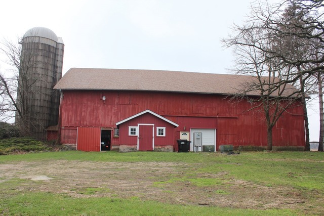 20215 State Line Rd, Harvard, IL 60033 photo 8