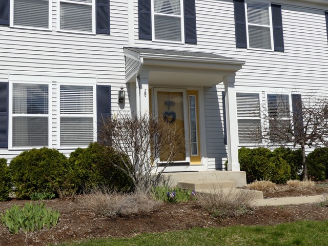 2616 Arbor Dr, Mchenry, IL 60050 photo 2