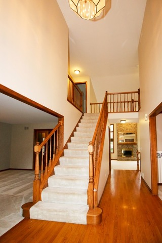 1940 Aspen Dr, Algonquin, IL 60102 photo 3