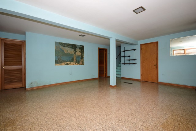 9130 Grant Ave, Brookfield, IL 60513 photo 16