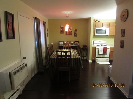 2504 Algonquin Rd #15, Rolling Meadows, IL 60008 photo 4