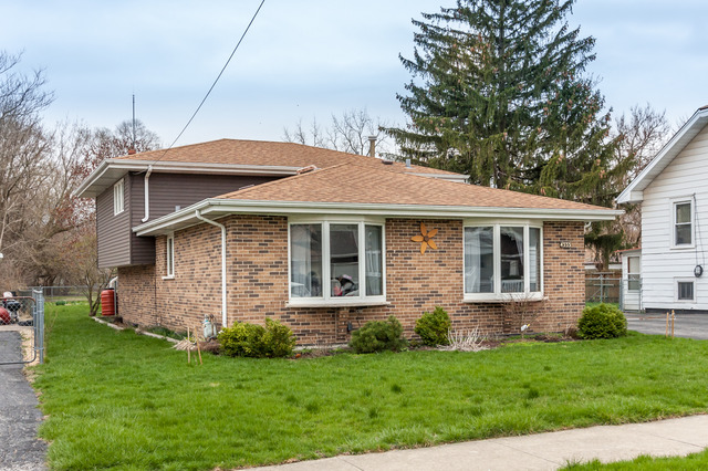 4333 148th St, Midlothian, IL 60445 photo 2