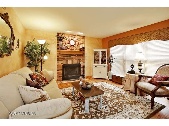 7 Driftwood Ct, Algonquin, IL 60102 photo 7