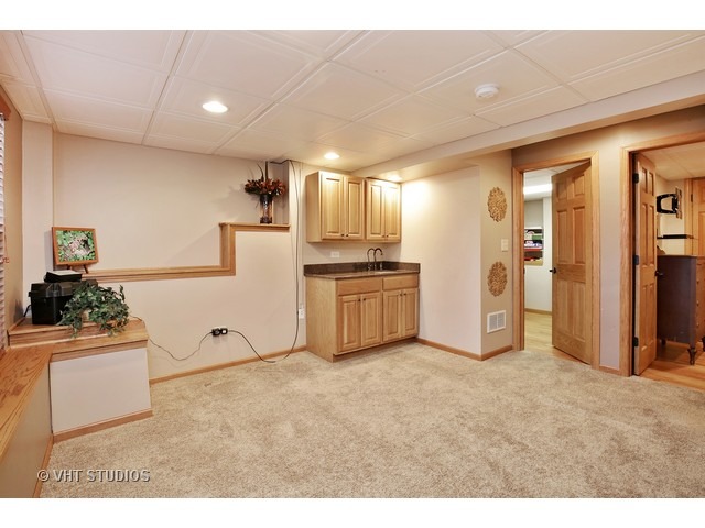 7 Driftwood Ct, Algonquin, IL 60102 photo 9