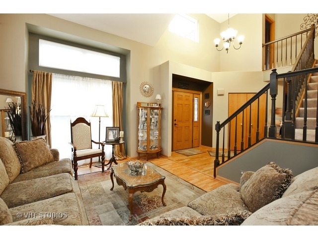 7 Driftwood Ct, Algonquin, IL 60102 photo 3