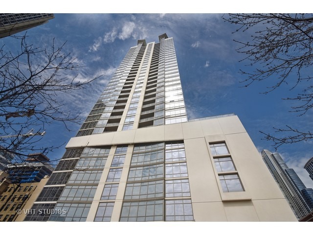 100 E 14th St #908, Chicago, IL 60605 photo 1