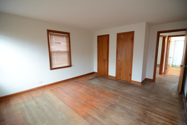 1269 Van St, Elgin, IL 60123 photo 13