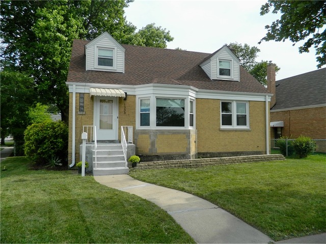 1333 E Oakton St, Des Plaines, IL 60018 photo 1