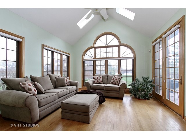 20135 Mohawk Trl, Olympia Fields, IL 60461 photo 9