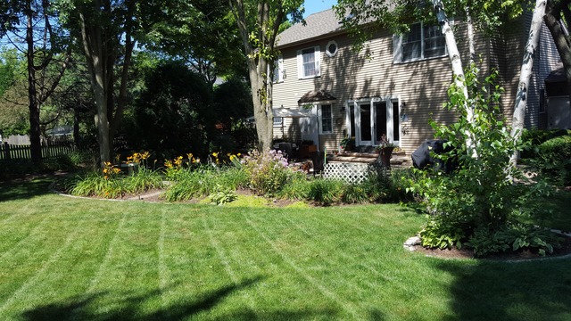 570 Hudson Bluff Dr, Elgin, IL 60123 photo 24