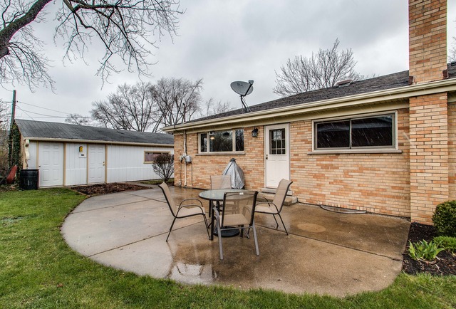 286 Pinehurst Dr, Des Plaines, IL 60016 photo 24