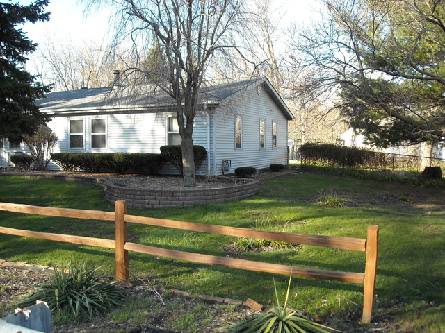 16121 Hamlin Ave, Markham, IL 60428 photo 2