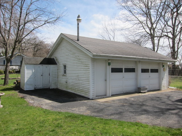 38161 N 4th Ave, Spring Grove, IL 60081 photo 3