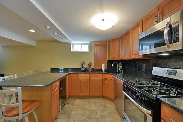 1338 S 6th Ave, Des Plaines, IL 60018 photo 20