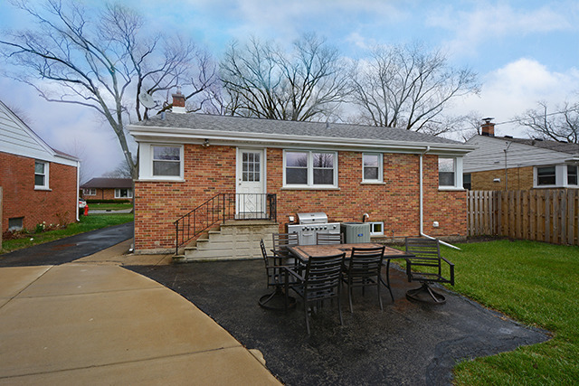 1338 S 6th Ave, Des Plaines, IL 60018 photo 25