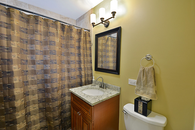 1338 S 6th Ave, Des Plaines, IL 60018 photo 14