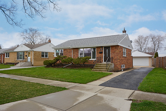 1338 S 6th Ave, Des Plaines, IL 60018 photo 3