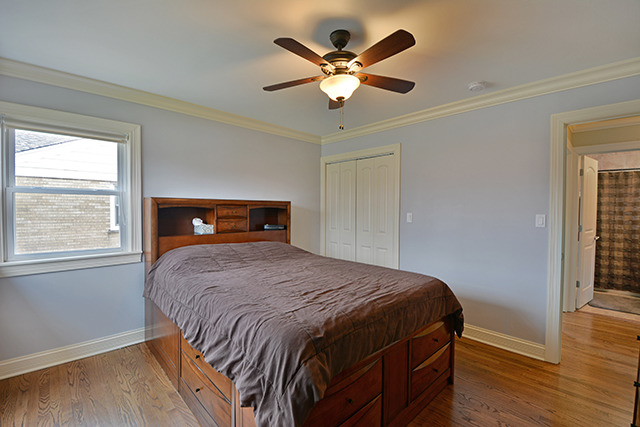 1338 S 6th Ave, Des Plaines, IL 60018 photo 11