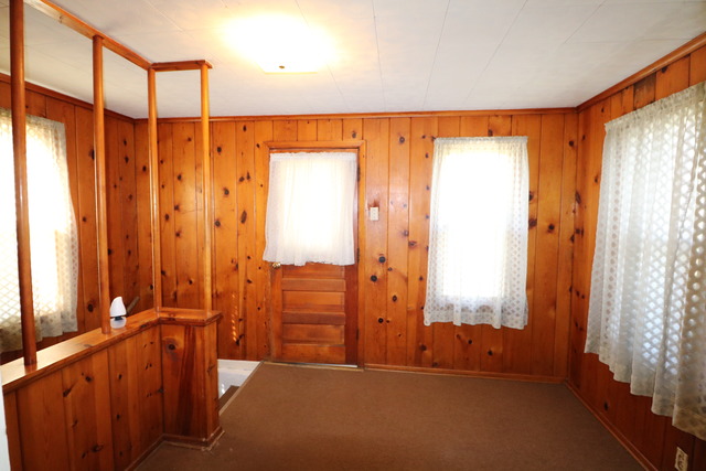 425 Table St, Lockport, IL 60441 photo 3