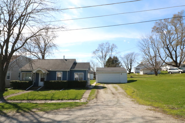 425 Table St, Lockport, IL 60441 photo 8