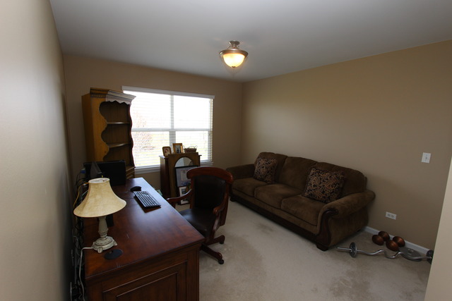 1910 Bison Ln, Mchenry, IL 60051 photo 15