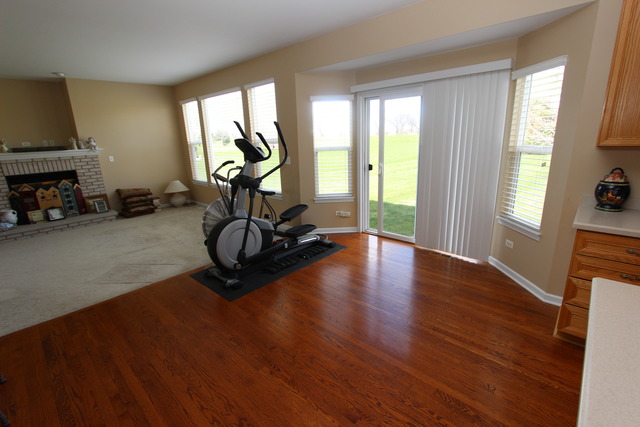 1910 Bison Ln, Mchenry, IL 60051 photo 8