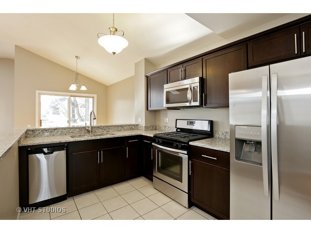 2318 Dawson Ln, Algonquin, IL 60102 photo 6