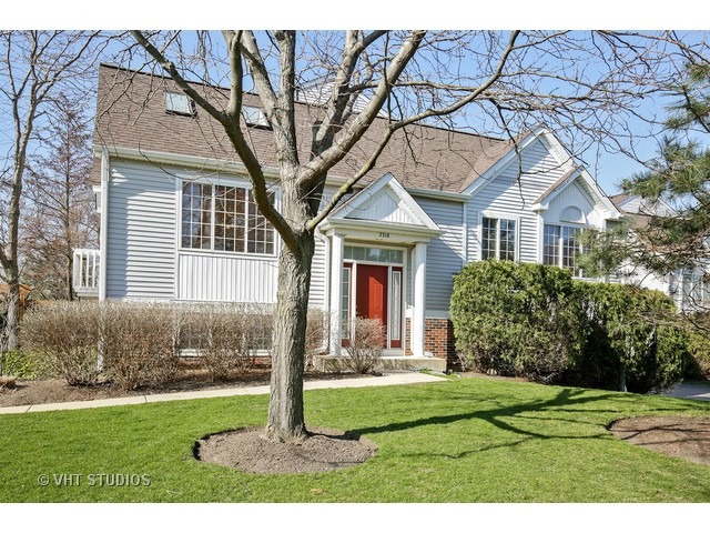 2318 Dawson Ln, Algonquin, IL 60102 photo 1