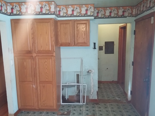 16239 Richmond Ave, Markham, IL 60428 photo 7