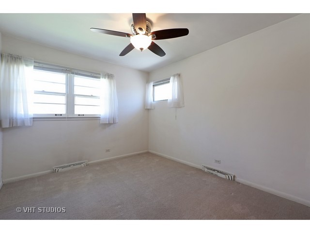 604 Juniper Dr, Naperville, IL 60540 photo 11
