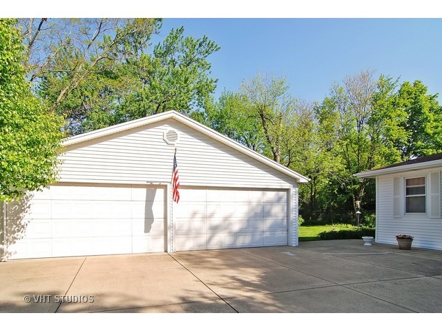424 Selborne Rd, Riverside, IL 60546 photo 23