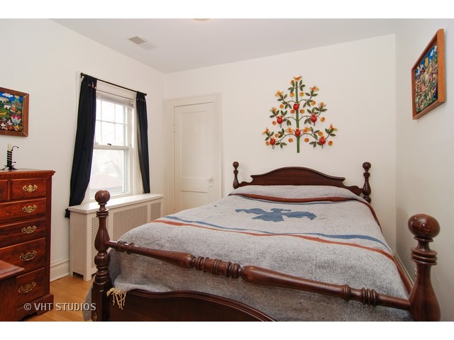 424 Selborne Rd, Riverside, IL 60546 photo 11
