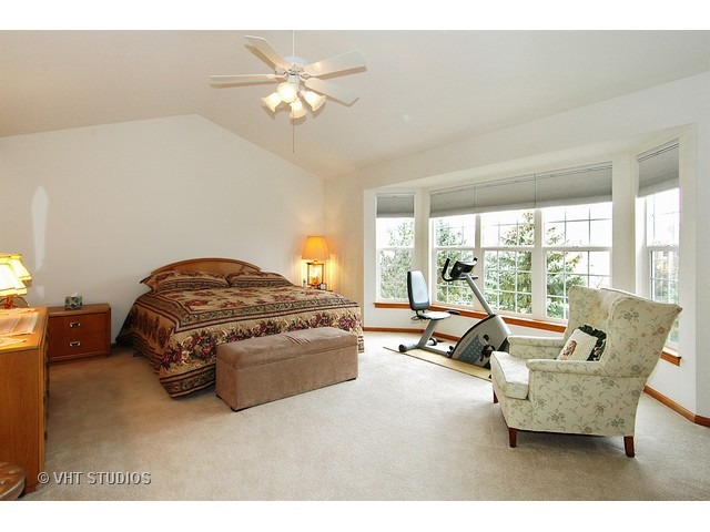 4 Brindlewood Ct, Algonquin, IL 60102 photo 9